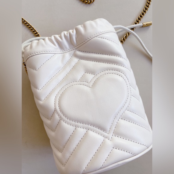 GG MARMONT MINI BUCKET BAG in white - Picture 8 of 10